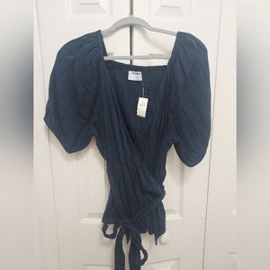 NWT Old Navy wrap top navy blue L